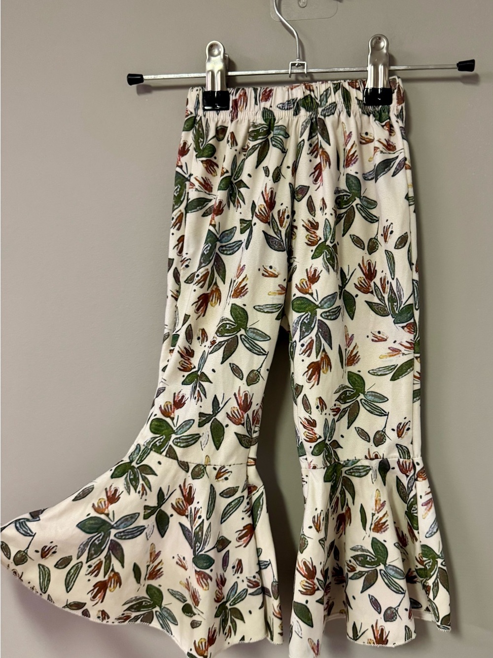Women’s Floral Ruffle Hem Jumpsuit Pants - Cream/Green